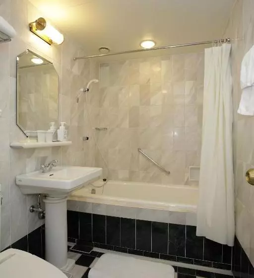 호텔 Monterey Osaka