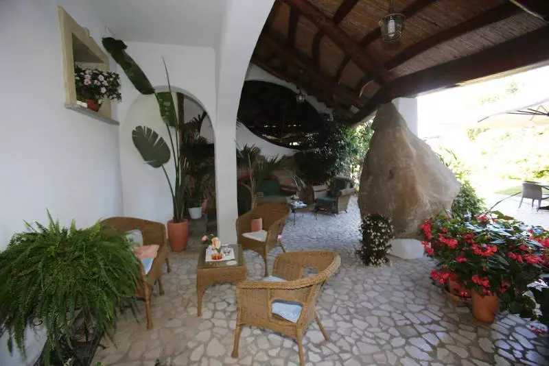 ホテル Poseidonia