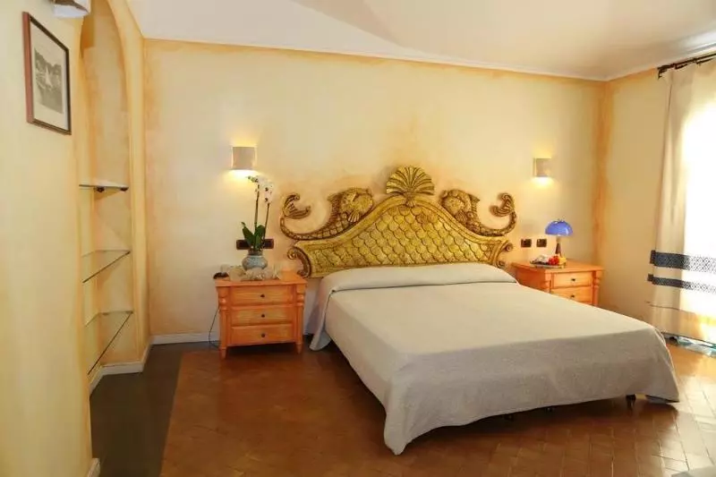 ホテル Poseidonia