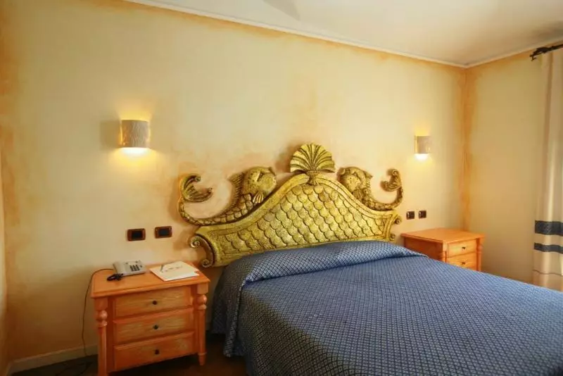 ホテル Poseidonia