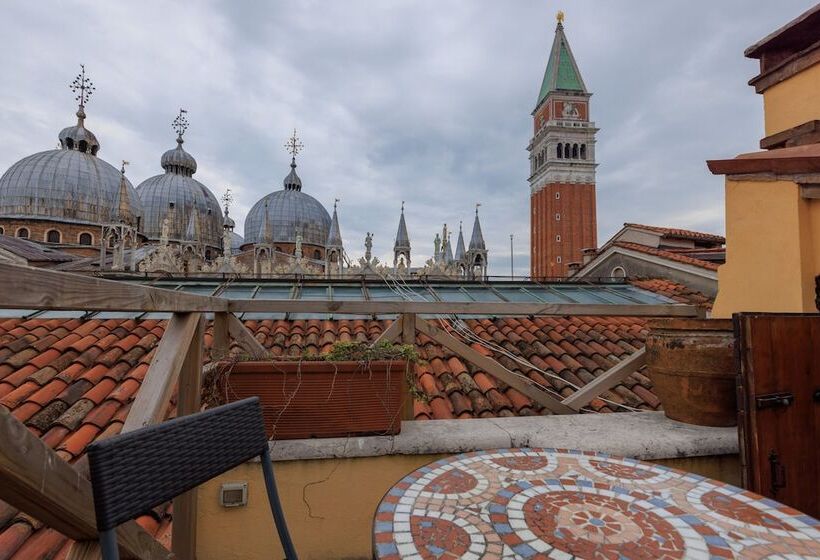 هتل 312 Piazza San Marco