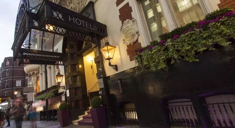 Отель Thistle London Holborn