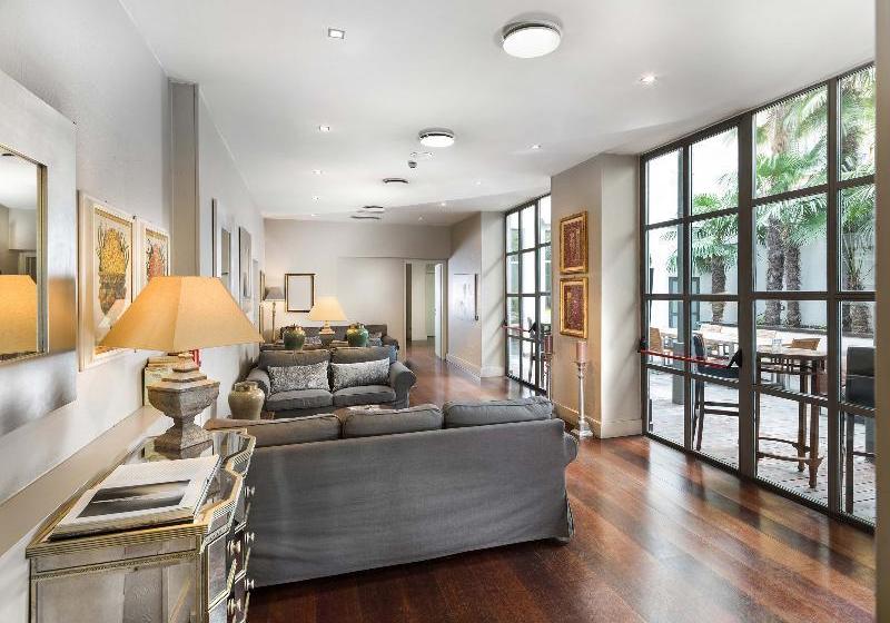 酒店 Town House 12