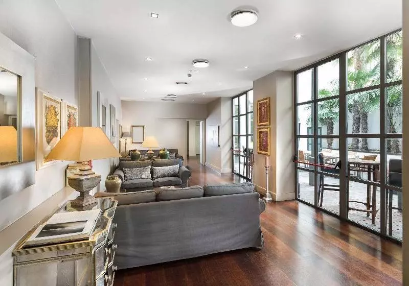 酒店 Town House 12