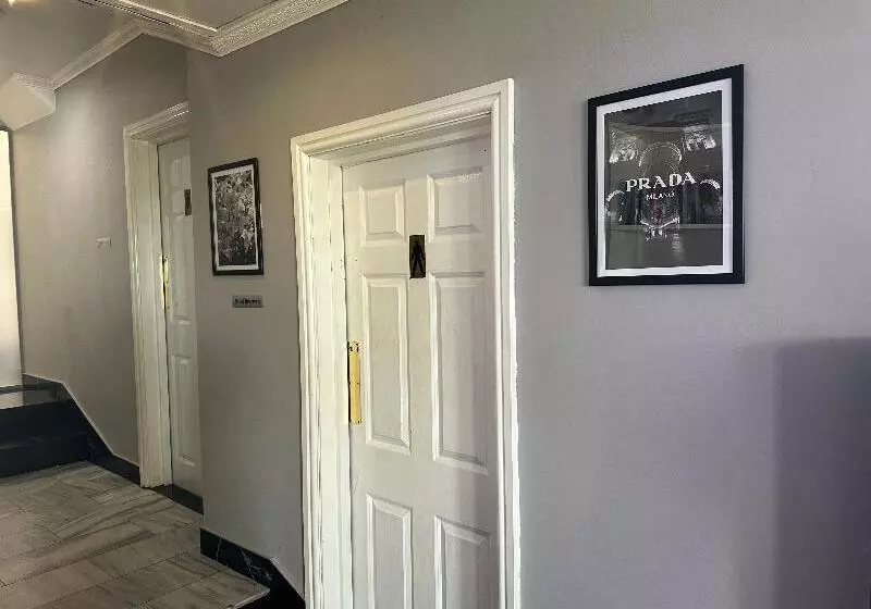 فندق Shilton Inn