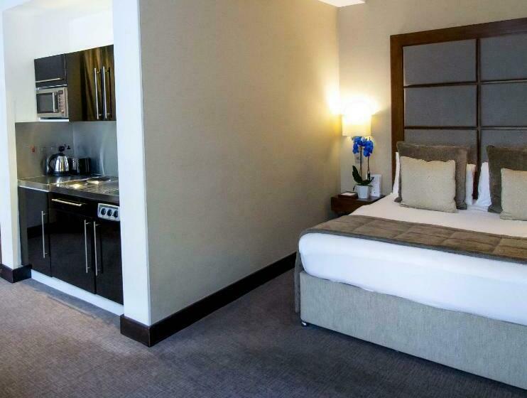 Wellington Hotel By Blue Orchid