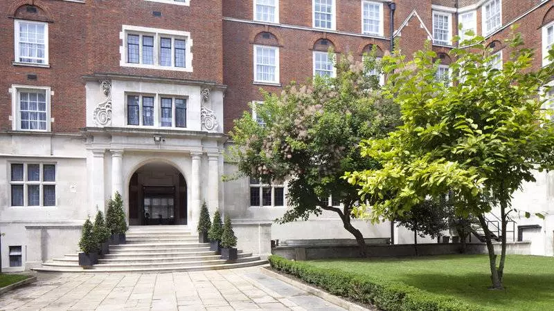 Wellington Hotel By Blue Orchid