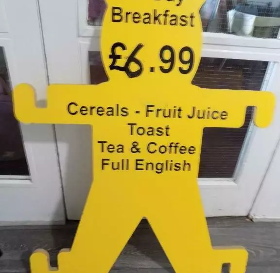 هتل Pleasure  By The Beach