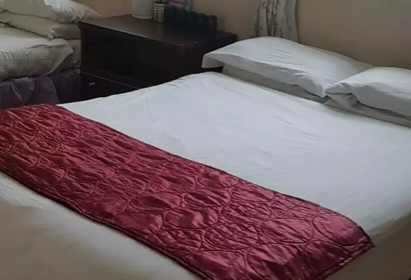 هتل Pleasure  By The Beach