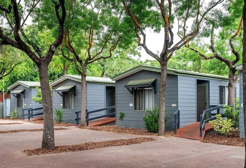 Hotel Adelaide Caravan Park Aspen Holiday Parks