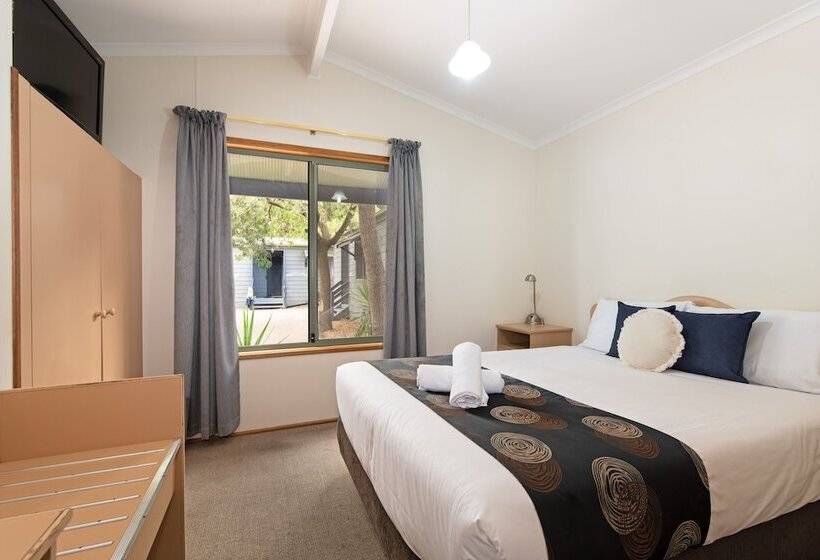 Hotel Adelaide Caravan Park Aspen Holiday Parks