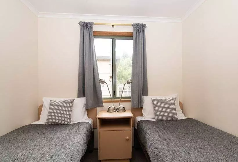 Hotelli Adelaide Caravan Park   Aspen Holiday Parks