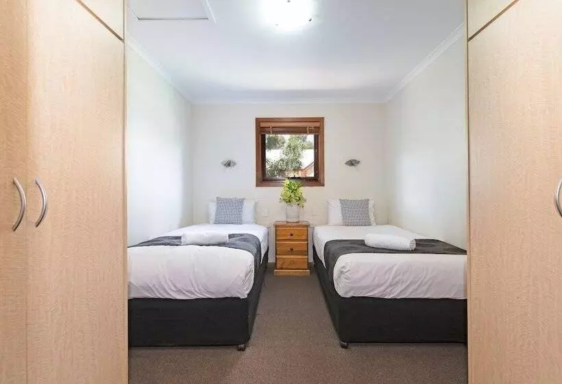 Hotelli Adelaide Caravan Park   Aspen Holiday Parks