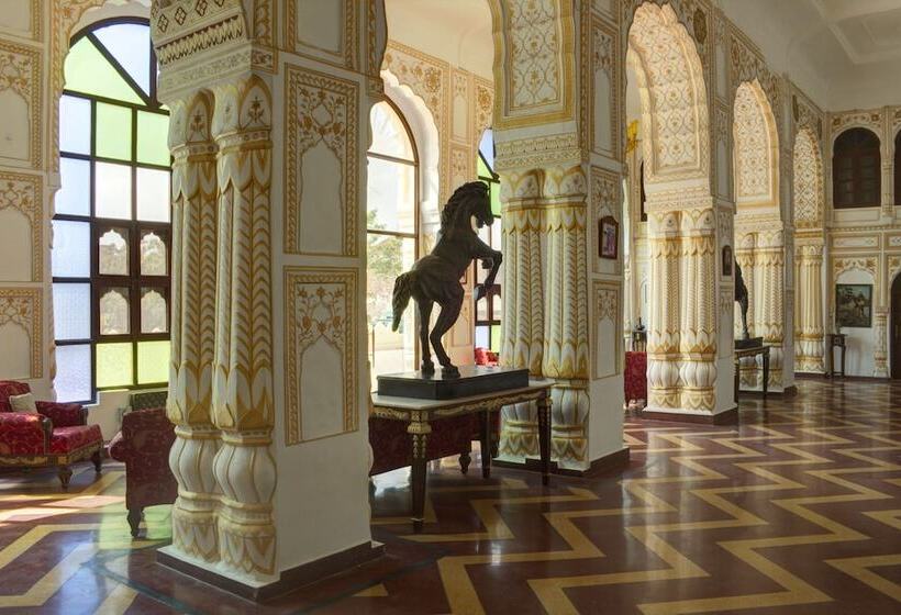 호텔 Amritara Surajgarh Fort