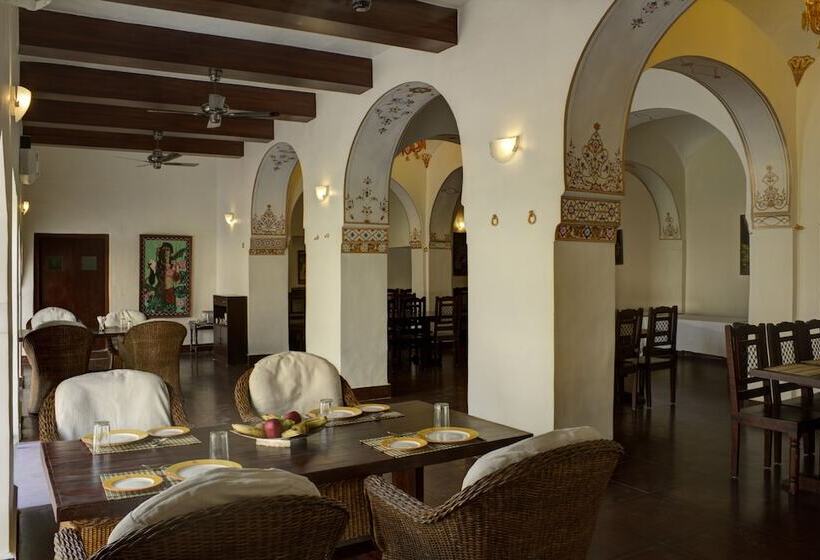 호텔 Amritara Surajgarh Fort