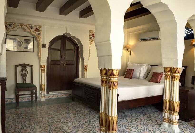 호텔 Amritara Surajgarh Fort