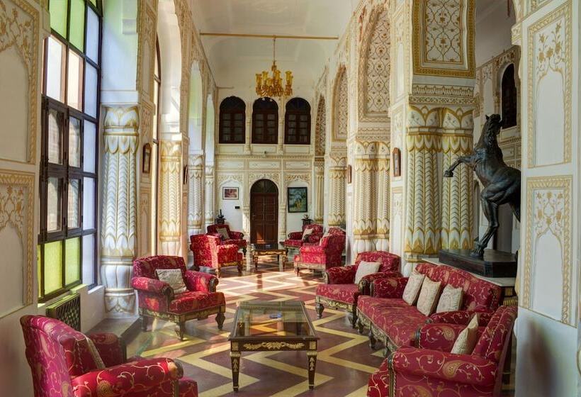 호텔 Amritara Surajgarh Fort