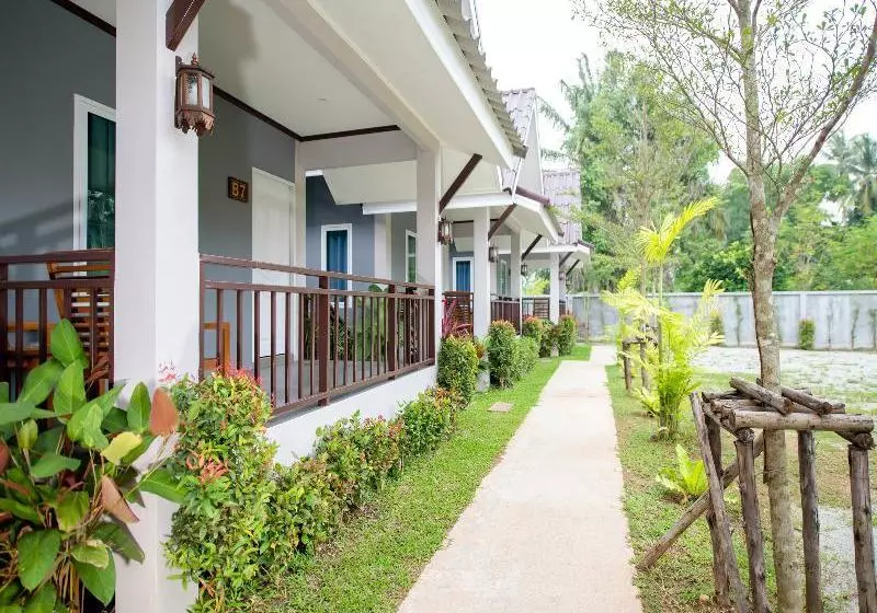 Hotelli B Banana Resort By Oyo Rooms