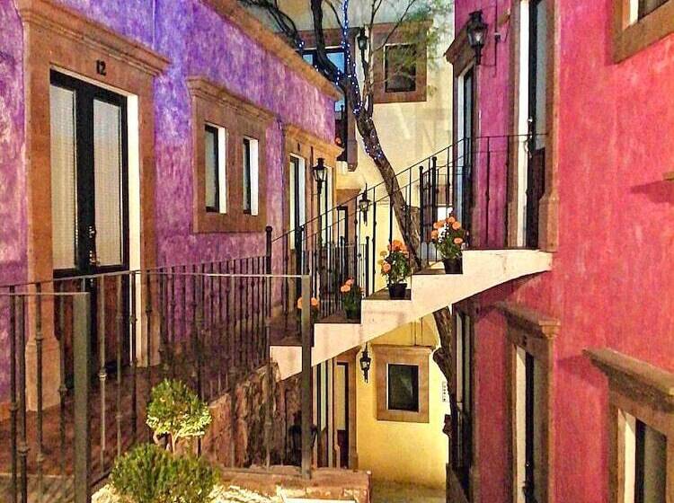 호텔 El Mesón Del Quijote