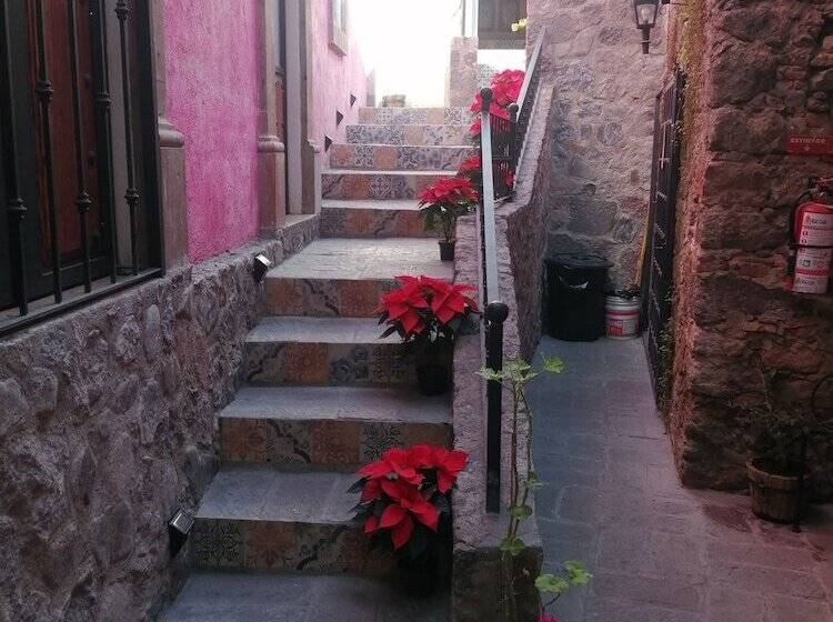 호텔 El Mesón Del Quijote