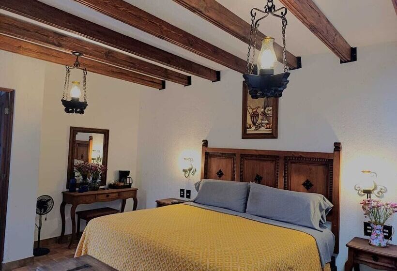 호텔 El Mesón Del Quijote