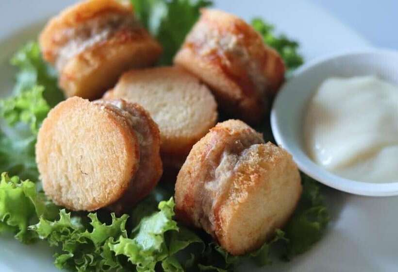 Hotel Front One Inn Kediri