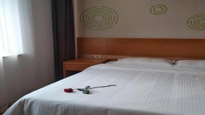 בית מלון כפרי Greentree Inn Anqing Yuexixian Wenquan Branch