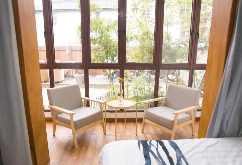 Отель Hangzhou Daisy Youth Hostel