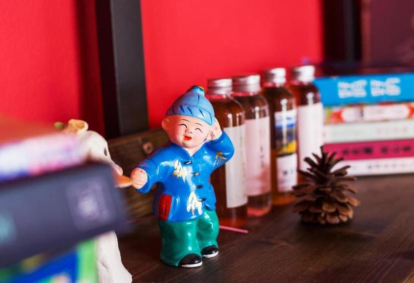 Отель Hangzhou Daisy Youth Hostel