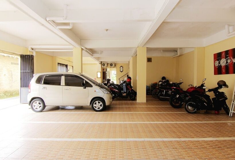 Отель Jj House Gejayan