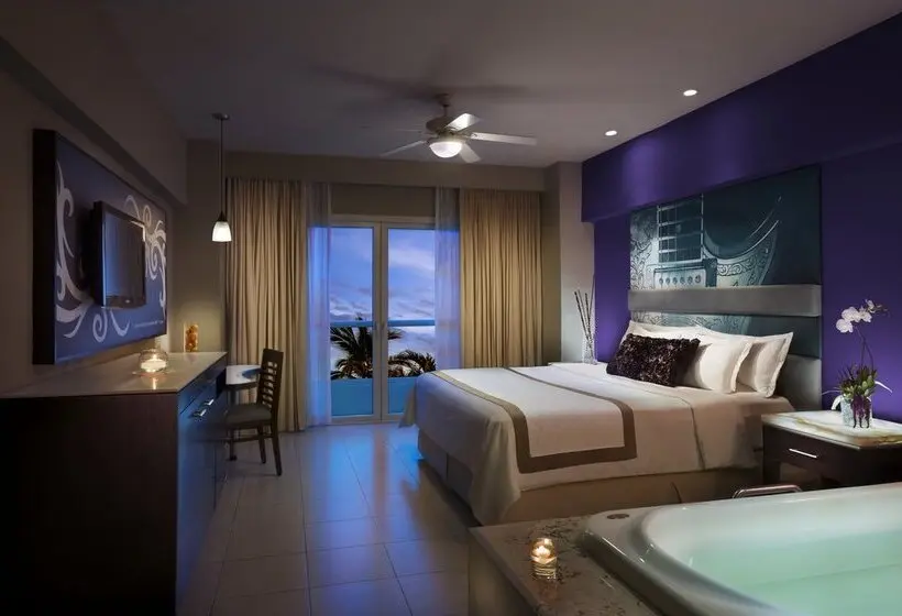 Hard Rock Hotel Vallarta