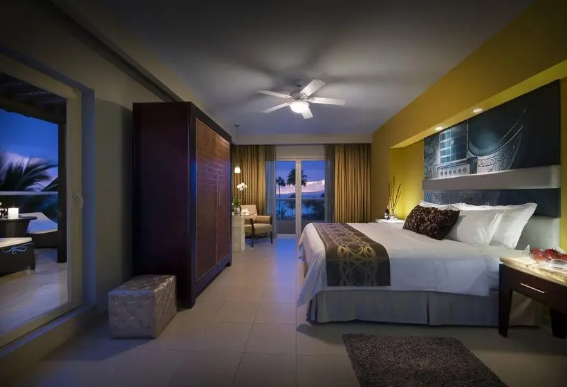 Hard Rock Hotel Vallarta