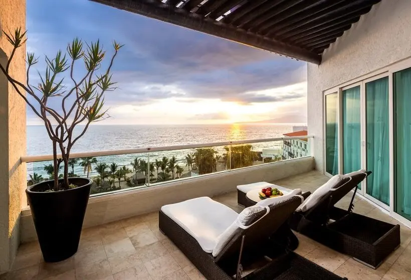 Hard Rock Hotel Vallarta