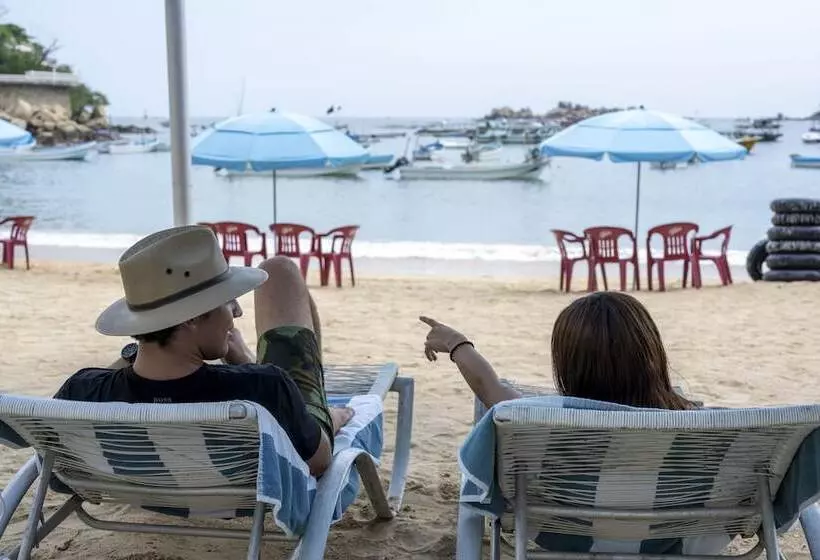 酒店 Acamar Beach Resort