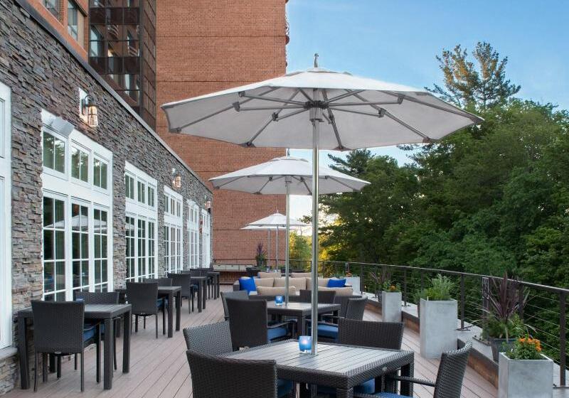 בית מלון כפרי Boston Marriott Burlington