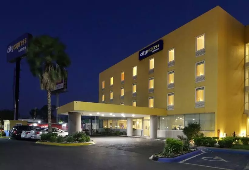 酒店 City Express By Marriott Nuevo Laredo
