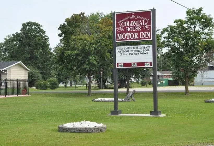 Hotelli Colonial House Motor Inn