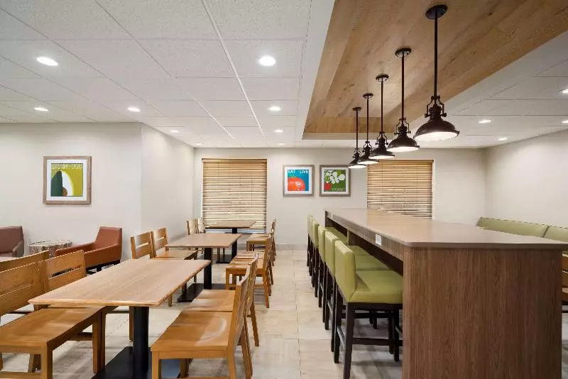 호텔 Country Inn & Suites By Radisson, Williamsburg Historic Area, Va