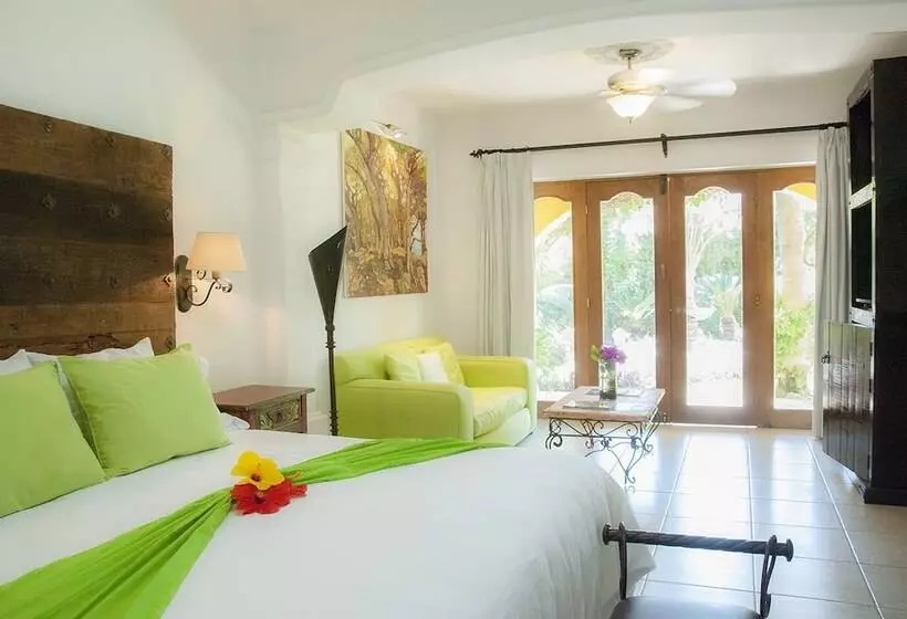 酒店 El Encanto Inn & Suites