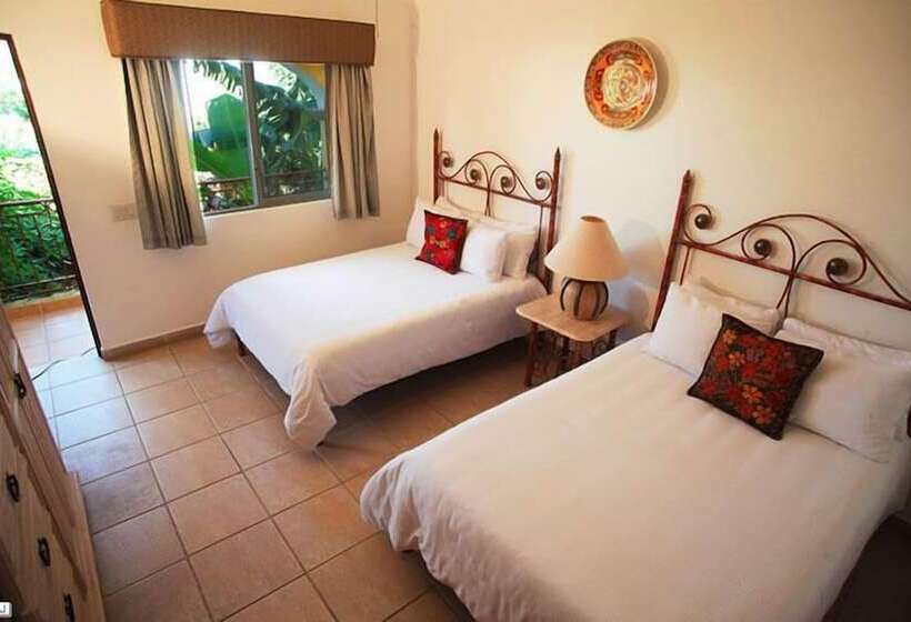 هتل El Encanto Inn & Suites