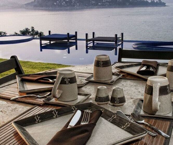 בית מלון כפרי El Santuario Resort & Spa