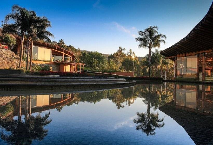 בית מלון כפרי El Santuario Resort & Spa