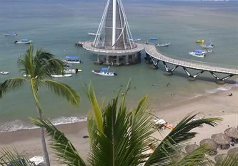 Emperador Vallarta Beachfront Hotel And Suites