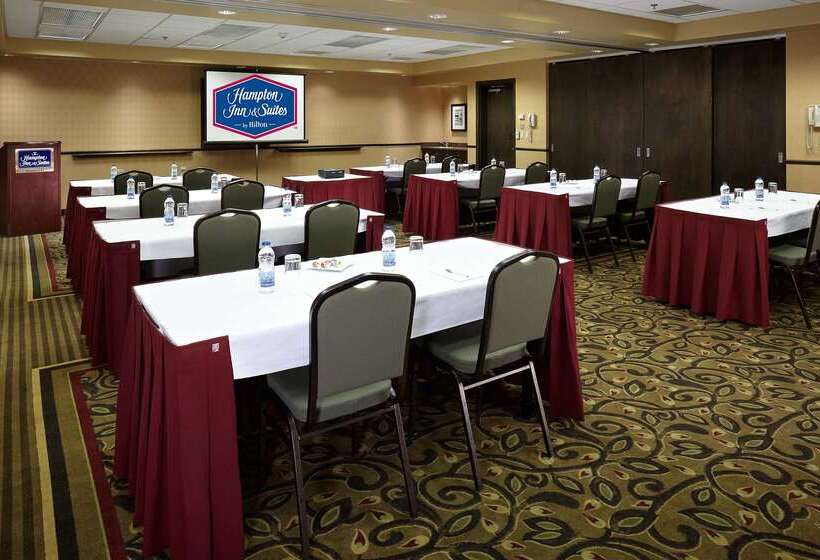 هتل Hampton Inn & Suites By Hilton Montreal Dorval