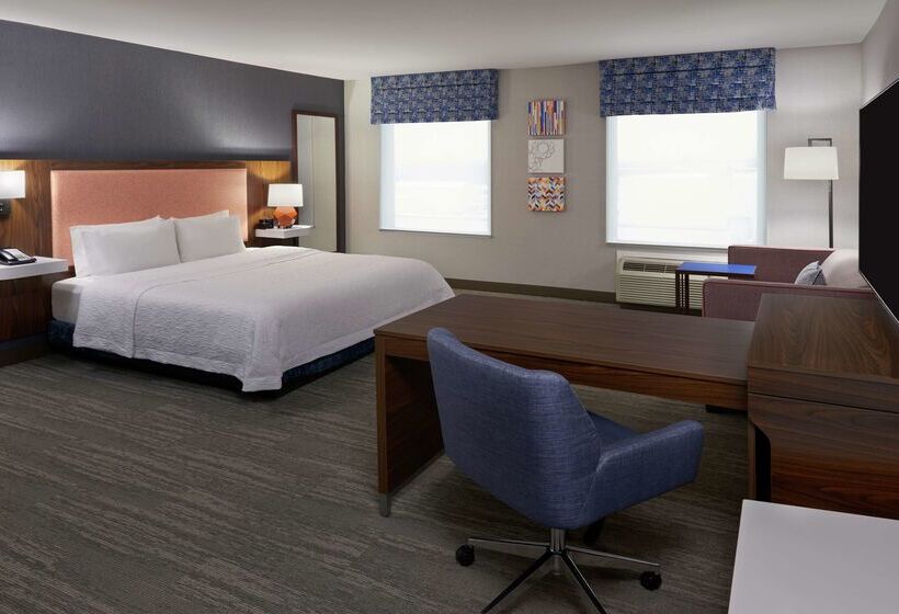 هتل Hampton Inn & Suites By Hilton Montreal Dorval