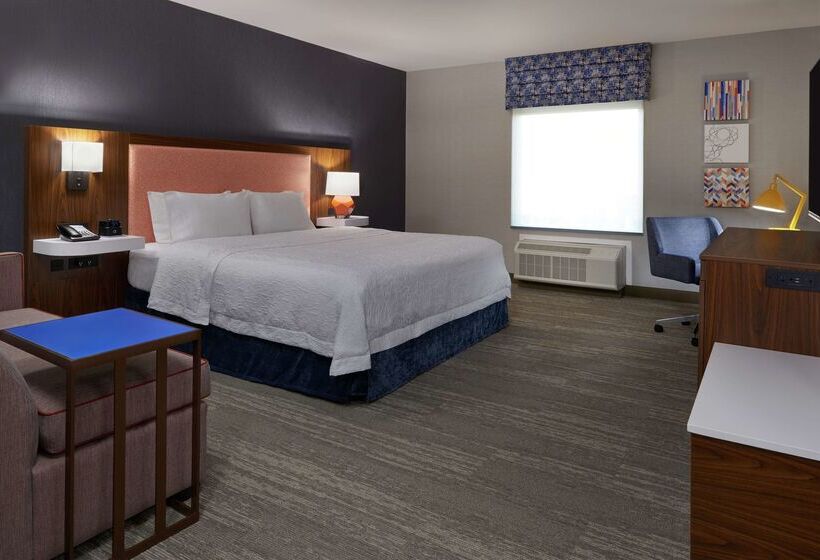 هتل Hampton Inn & Suites By Hilton Montreal Dorval