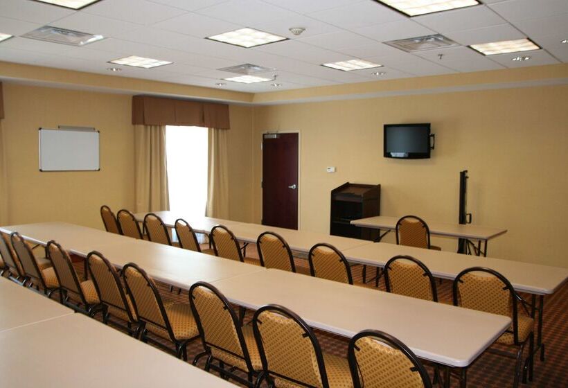 Отель Hampton Inn Kingsland