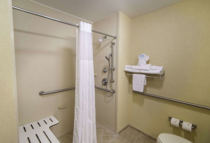 Отель Hampton Inn Kingsland