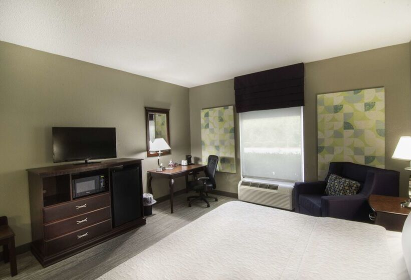 Отель Hampton Inn Kingsland