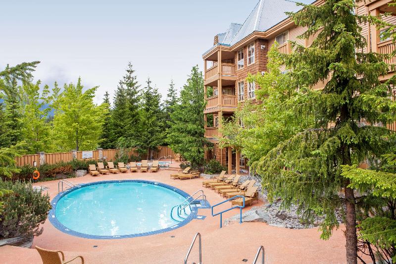 هتل Hilton Grand Vacations Club Whistler